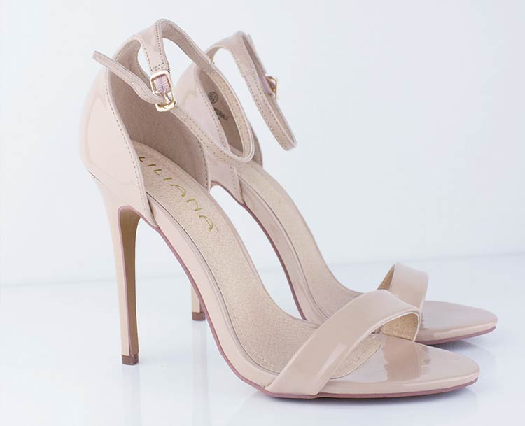 28 Chic & Elegant Vegan Wedding Shoes for the Bride