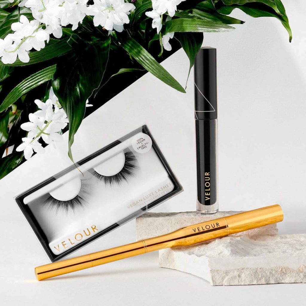 Velor Lashes در حال وگان شدن است