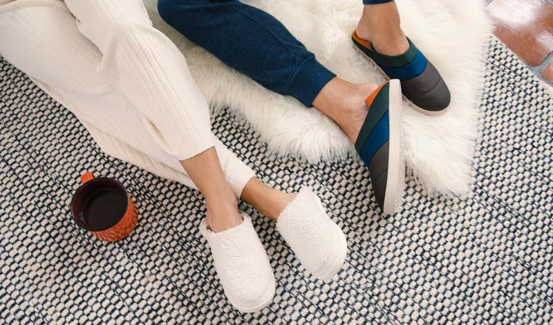 Warm & Cozy Vegan Slippers for Men and Women