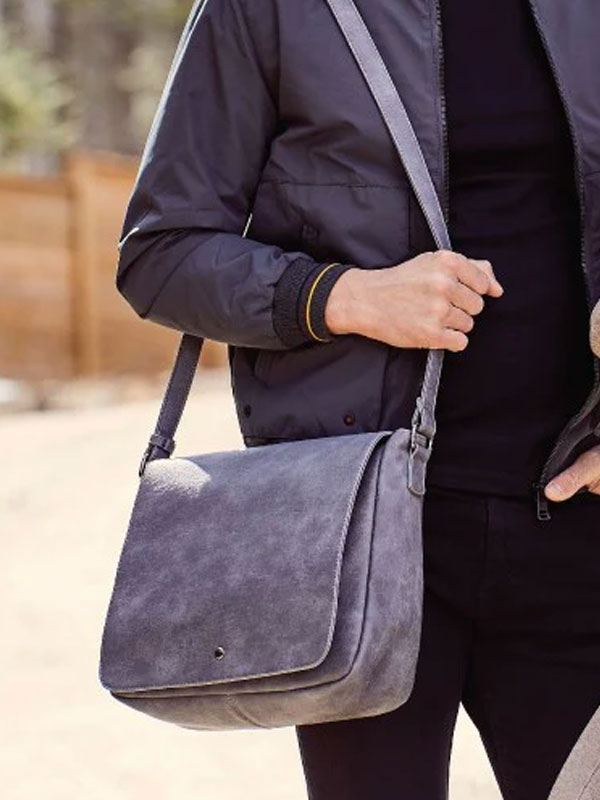 15 Stylish Vegan Messenger Bags You'll Love